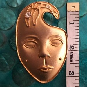 Vintage 80s Large Brushed Gold-tone Face Pin